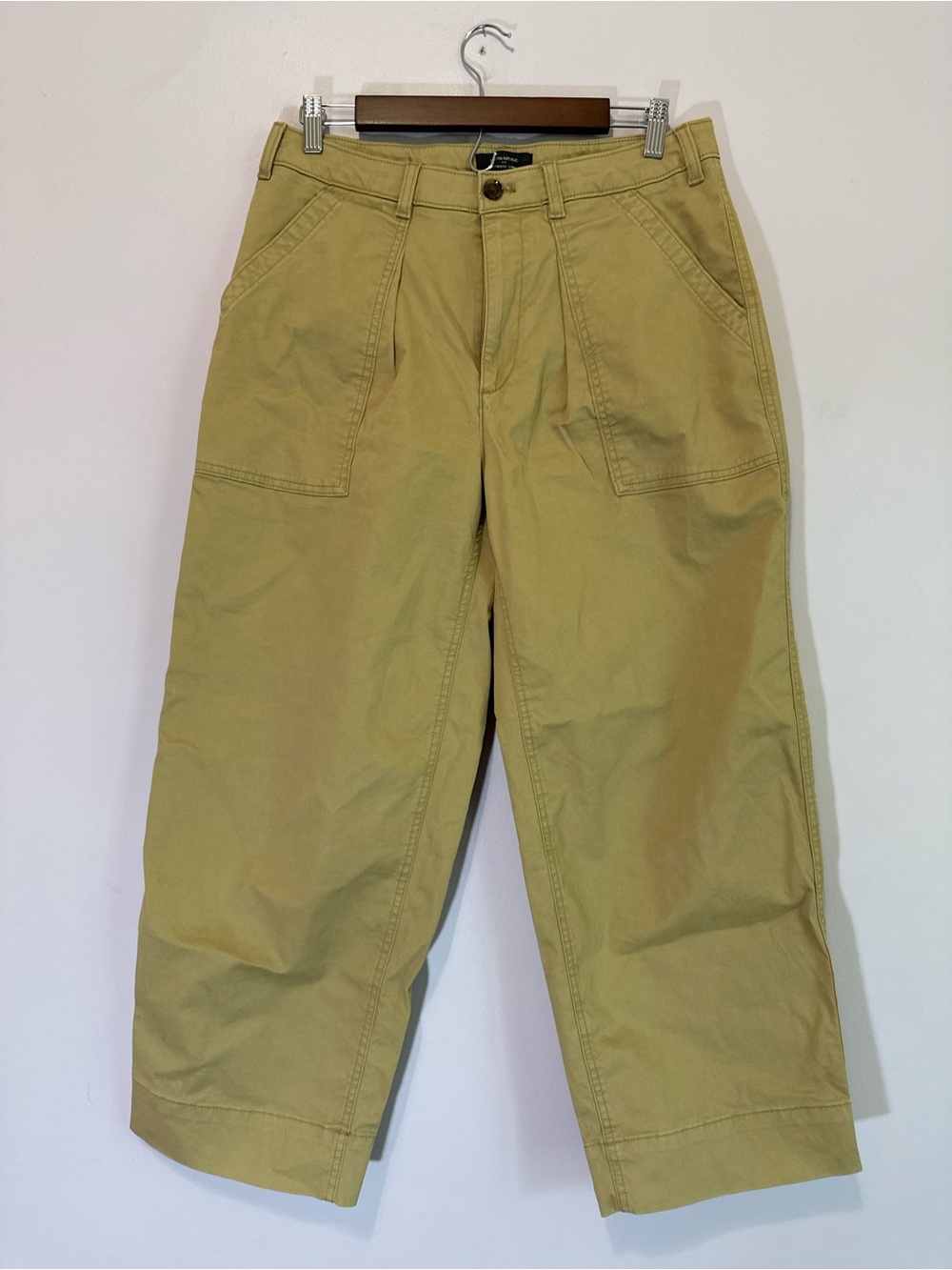 Women's Banana Republic Cropped Khaki Utility Chino Pants Size 8 NWT Flaw